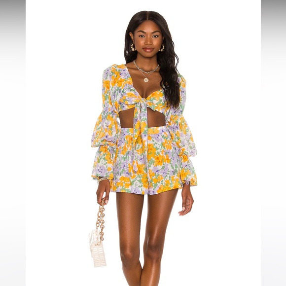 Tularosa Lydia Top in Periwinkle Floral Size Small - Picture 4 of 6